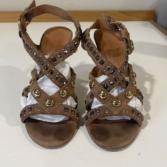 Latitude Femme Tan Studded Sandals Size 39.5 - Picture 2 of 9